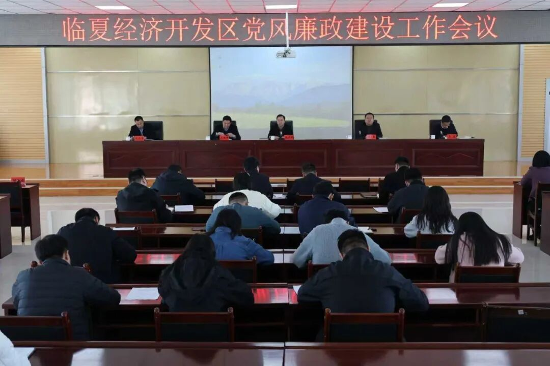 1763793304459573.png 1763793304459573.png